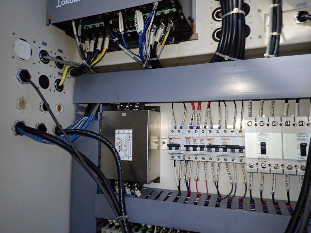 Okuma Okuma Crown V 4018 Cnc Vmc