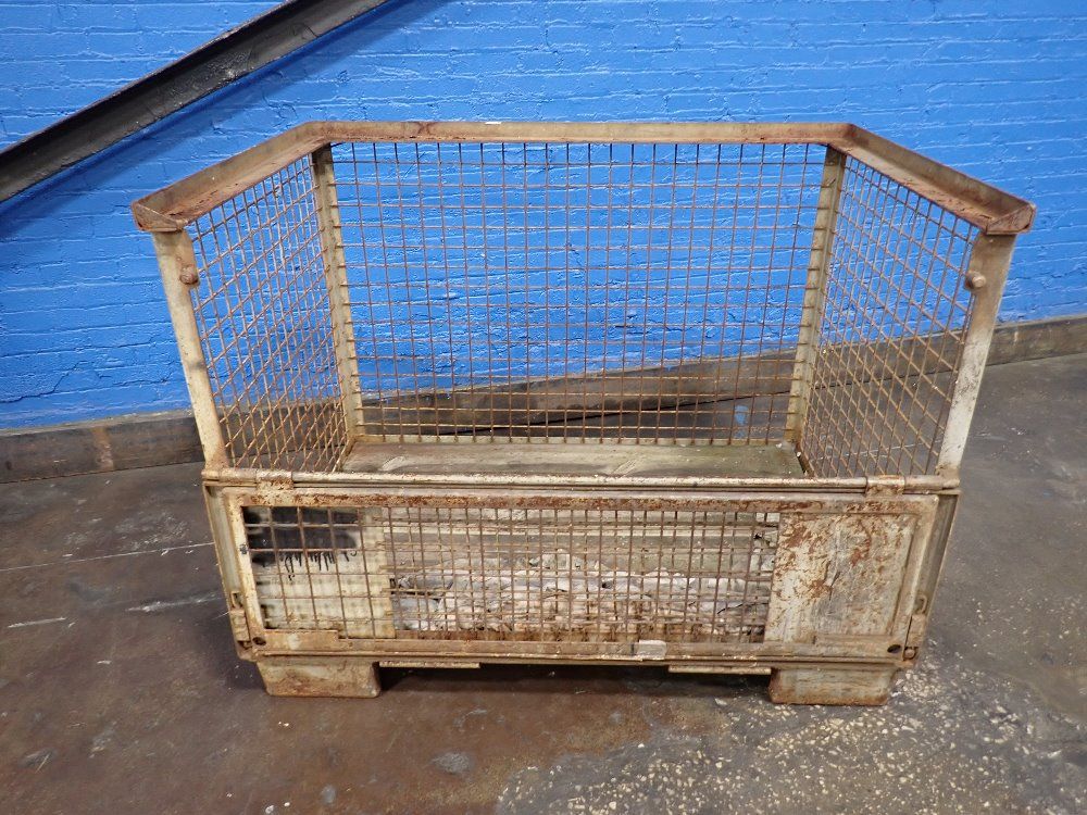  Stackable Wire Basket