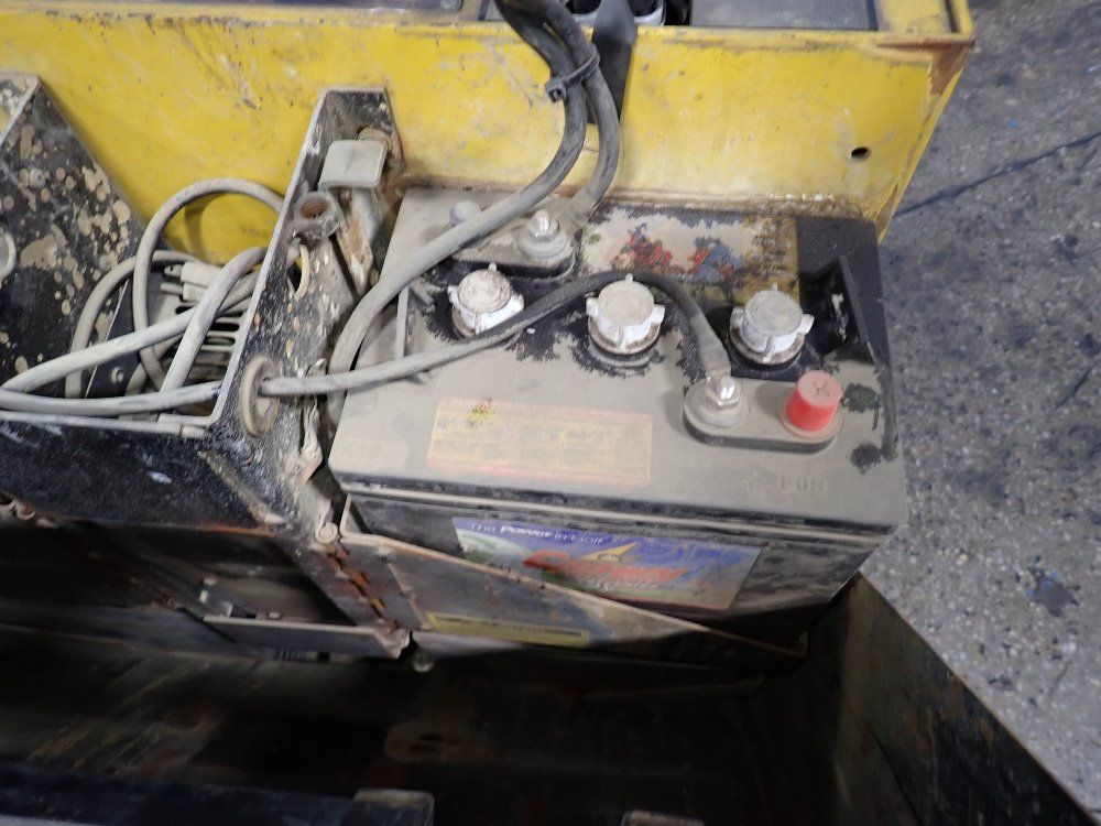 Yale Electric Pallet Jack