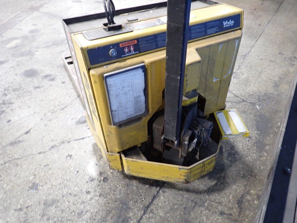 Yale Electric Pallet Jack