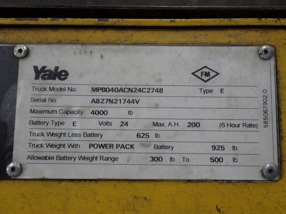 Yale Electric Pallet Jack