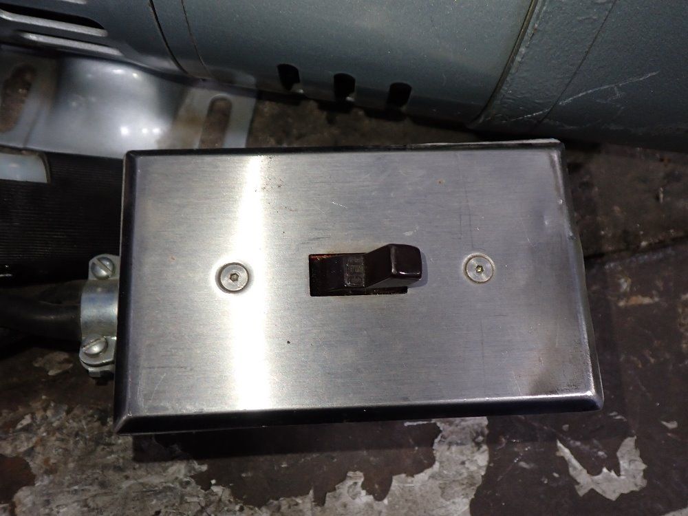 Gast 3/4 Hp Vacuum Pump - 1023-101q-g608x