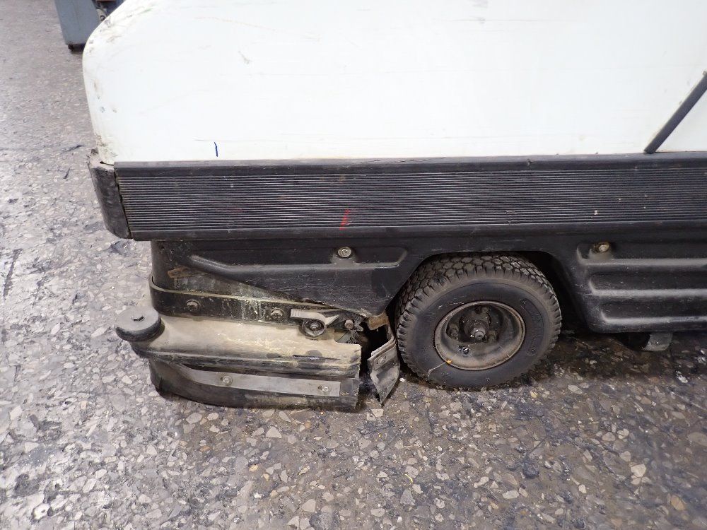 Tennant 34" Floor Scrubber