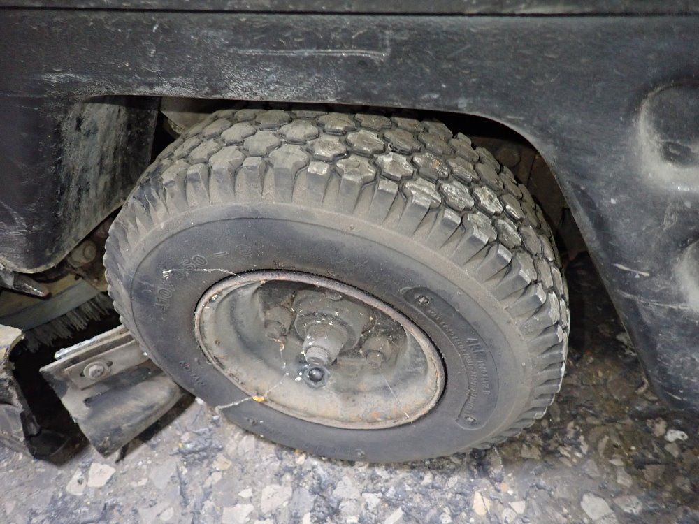 Tennant 34" Floor Scrubber