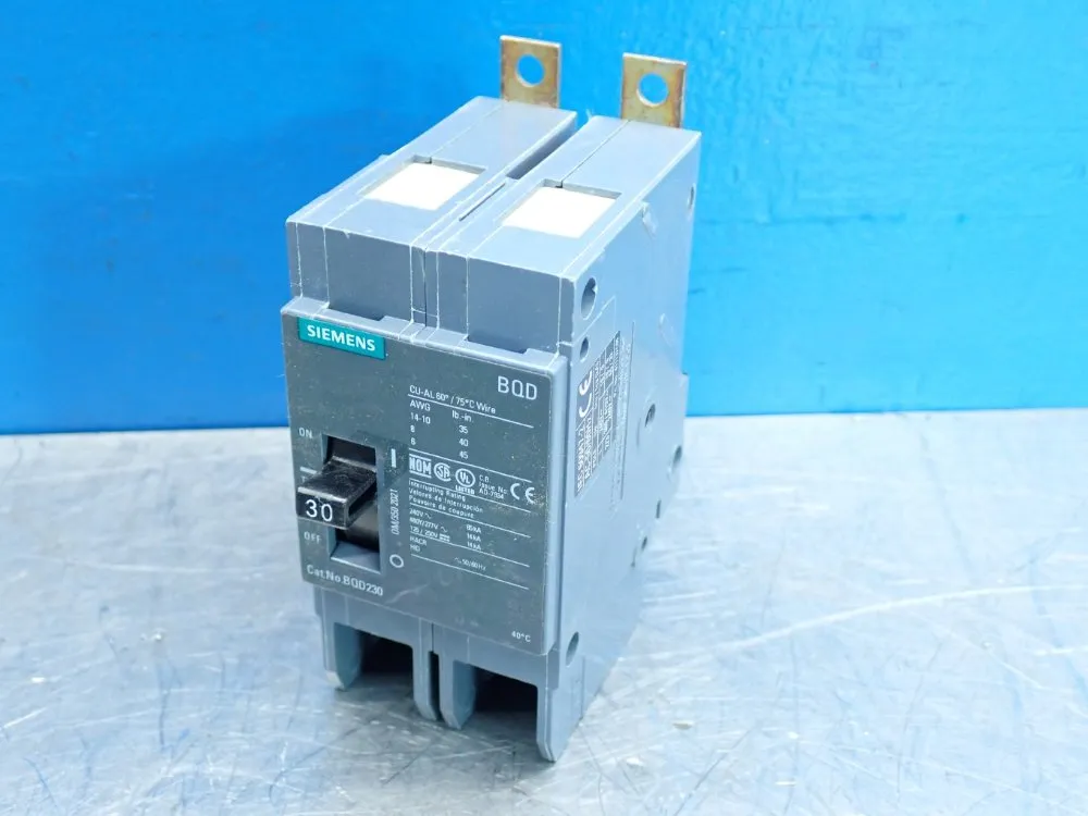Siemens Molded Case Circuit Breaker - Bqd230