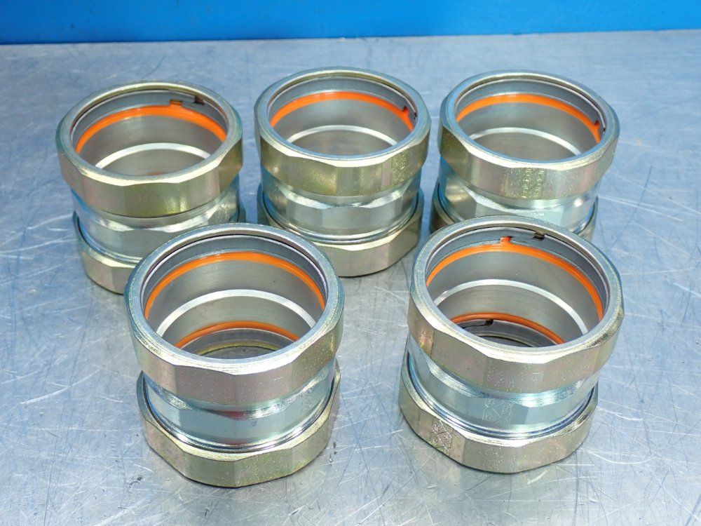 American Fittings Corp. Compression Coupling - Ec765usrt