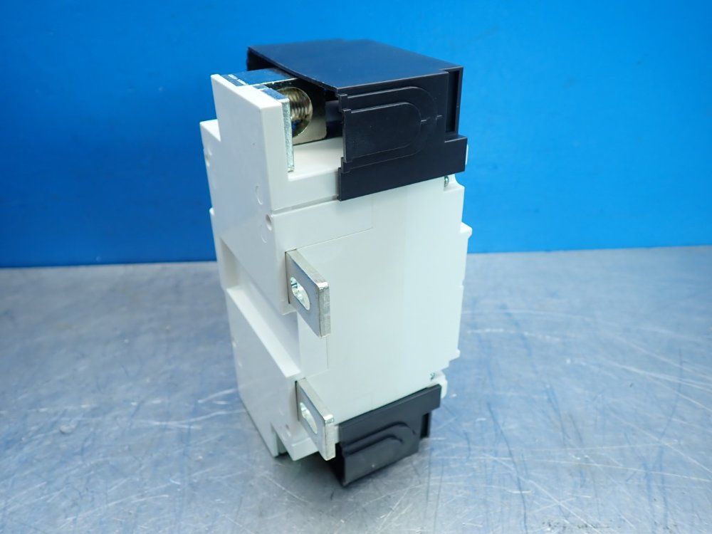 Leviton Thermal Magnetic Main Circuit Breaker - Lm125-t