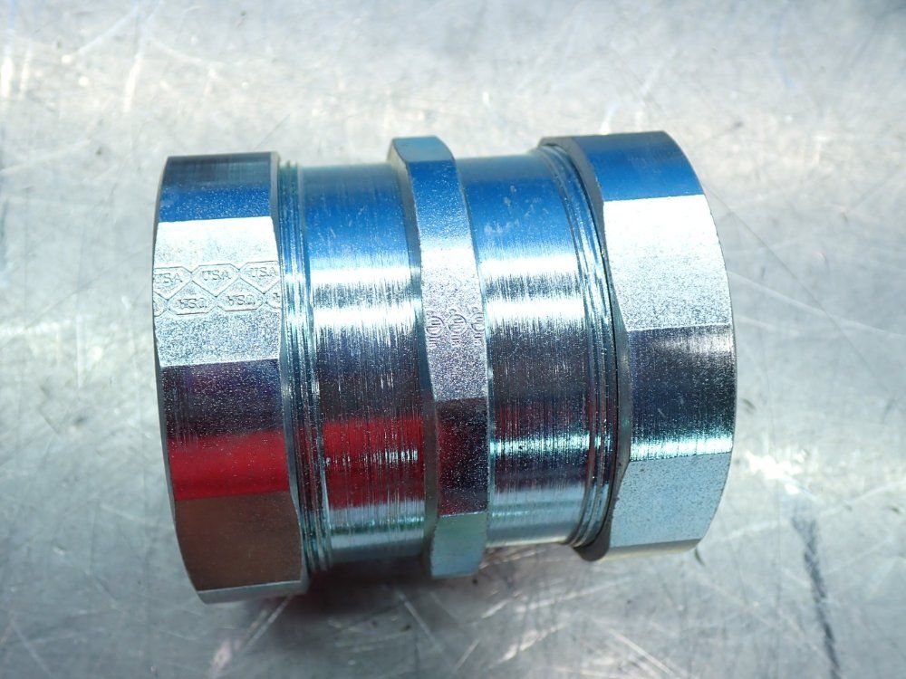 Amfi 2 1/2in=2.5" Emt/rigid Dual-rated Compression Coupling - Erc250cplg