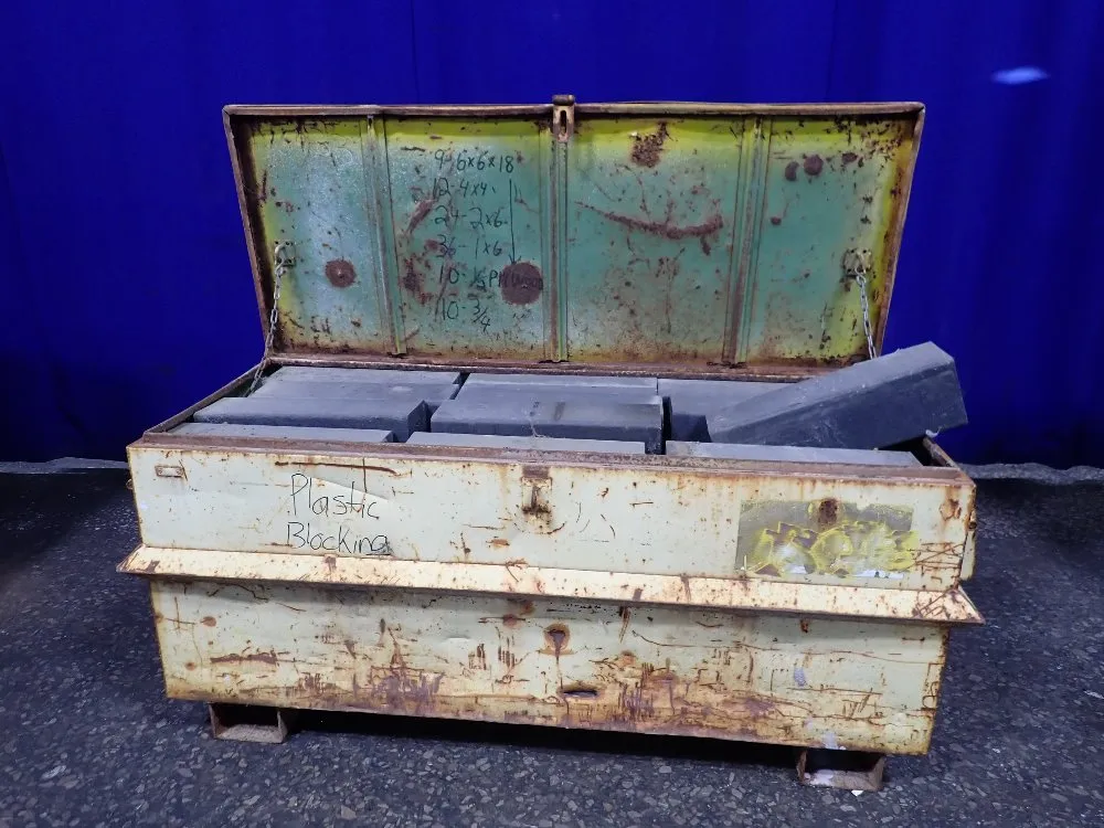 JOBBOX W/WOODEN BLOCKS