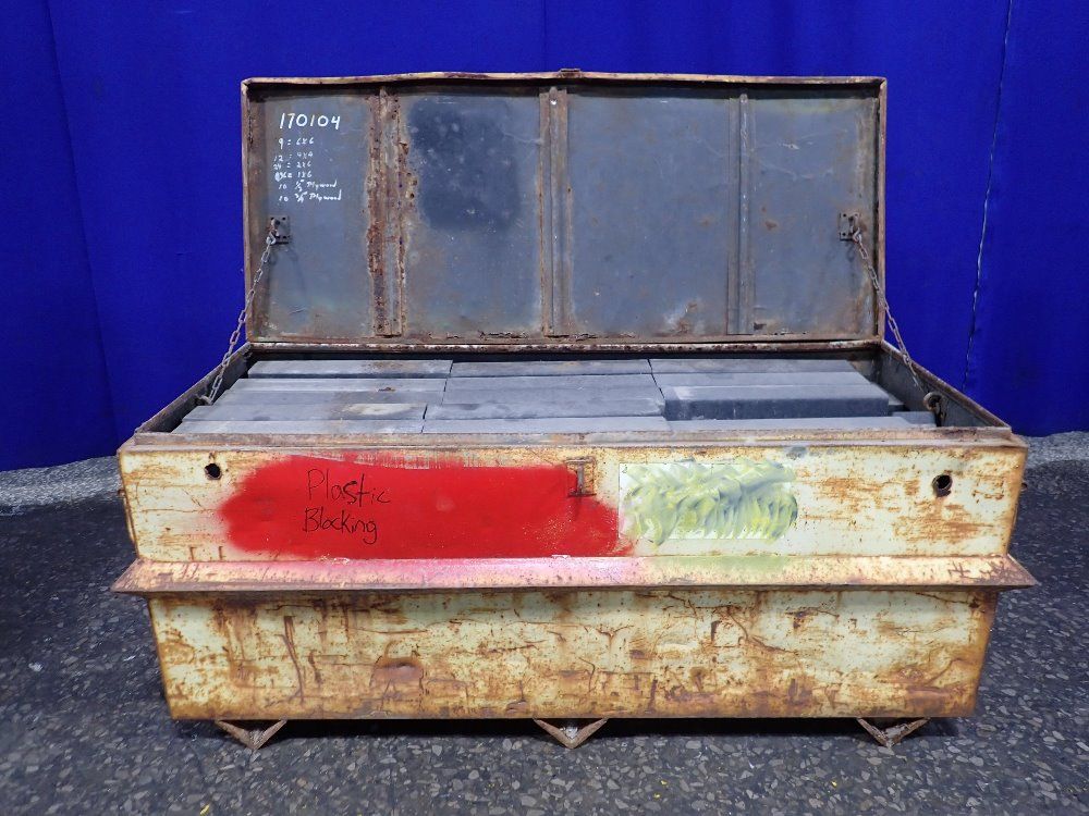 59 1/2" X 23" X 23" Jobbox W/wooden Blocks