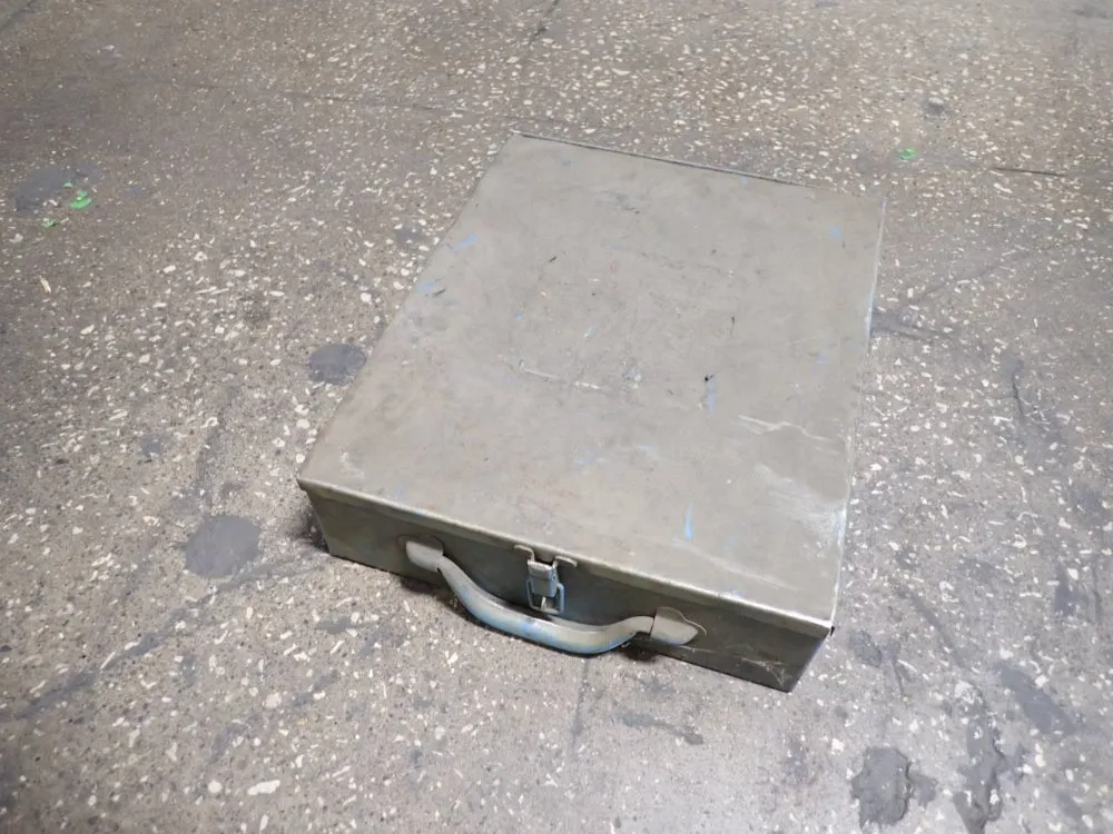 STORAGE BOX