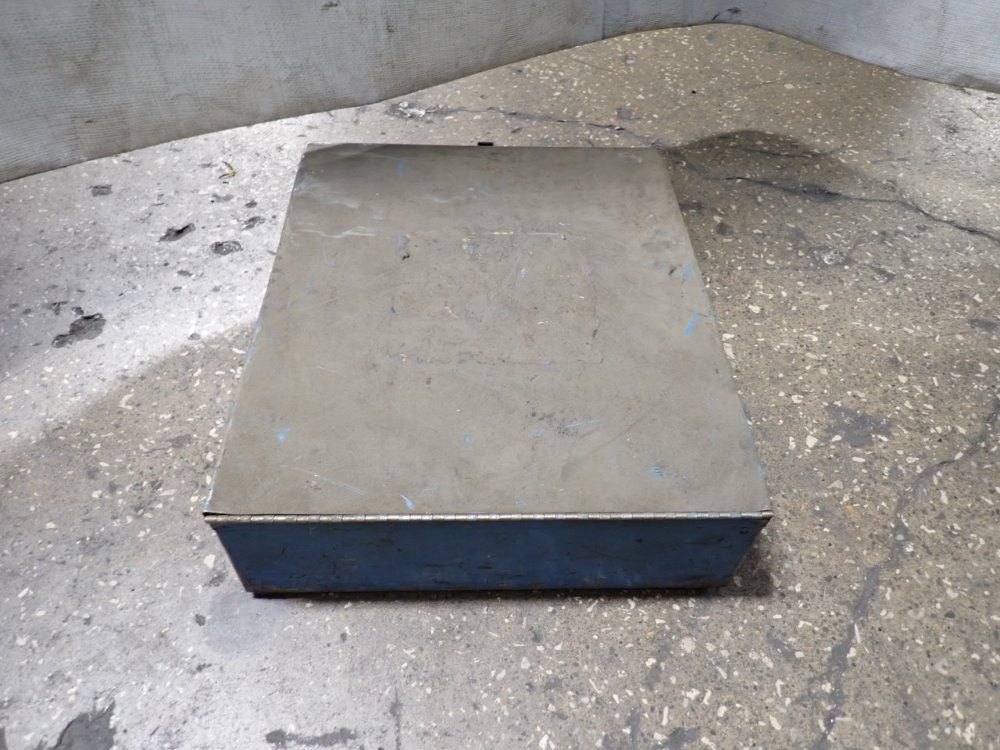 12 1/2"x15 1/2"x4" Storage Box