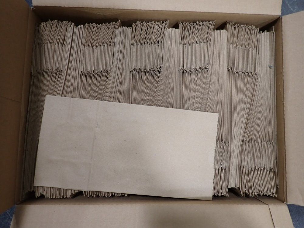 6 9/16" X 4" X 13 3/16" Paper Bags - Hwrn10