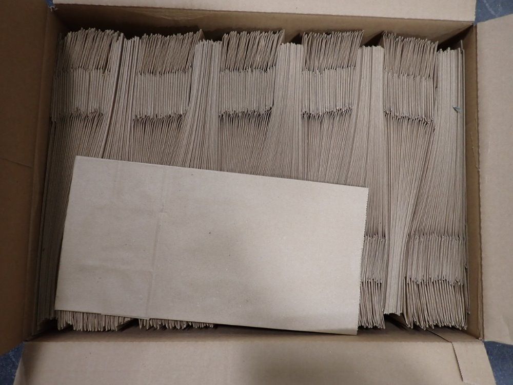 6 9/16" X 4" X 13 3/16" Paper Bags - Hwrn10