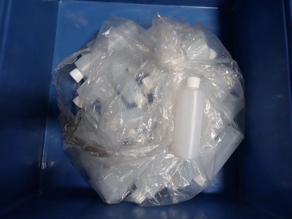  Plastic Containers