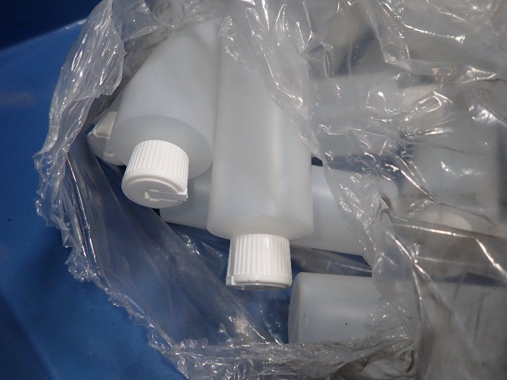 Plastic Containers