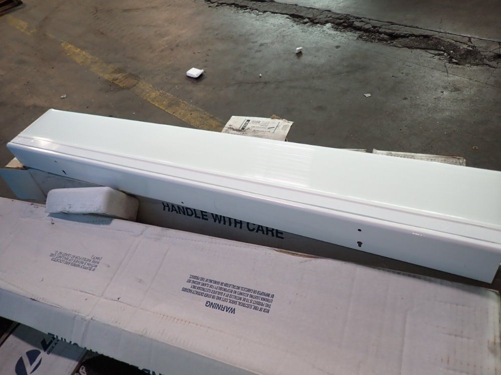 Lithonia Lighting 48"x7" Fluorescent Wall Brackets - Wp232