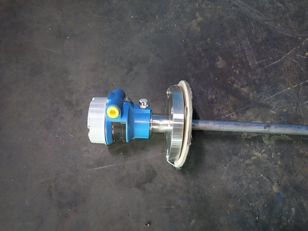 Endress Hauser Temperature Sensor - D-79689