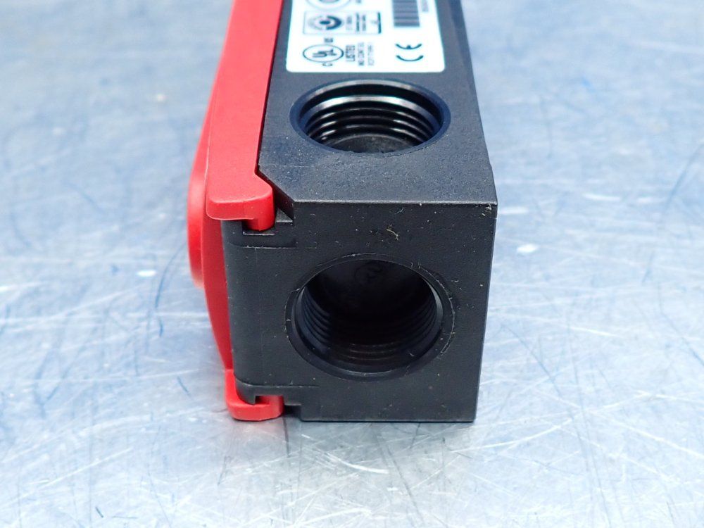 Euchner Gp-series Safety Switch - Gp1-2131a-m