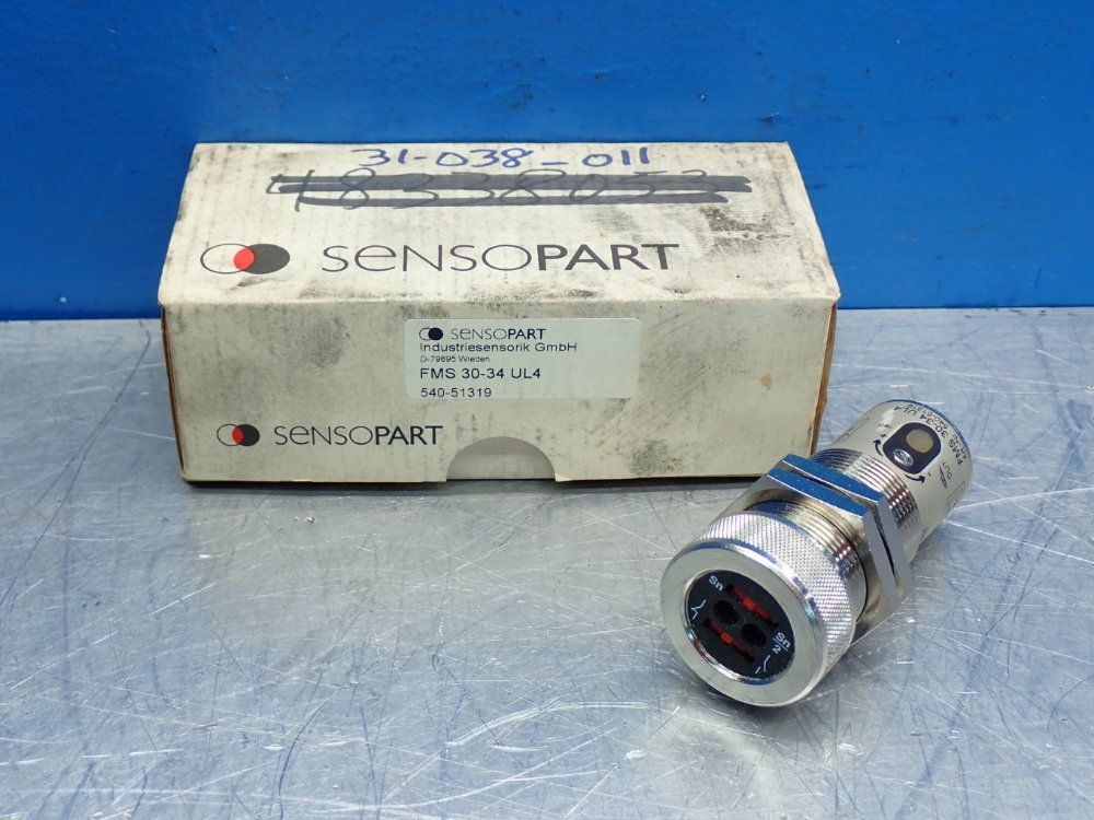 Sensopart 1500mm Max Working Distance M30-series Photoelectric Proximity Sensor Amplifier - Fms30-34ul4