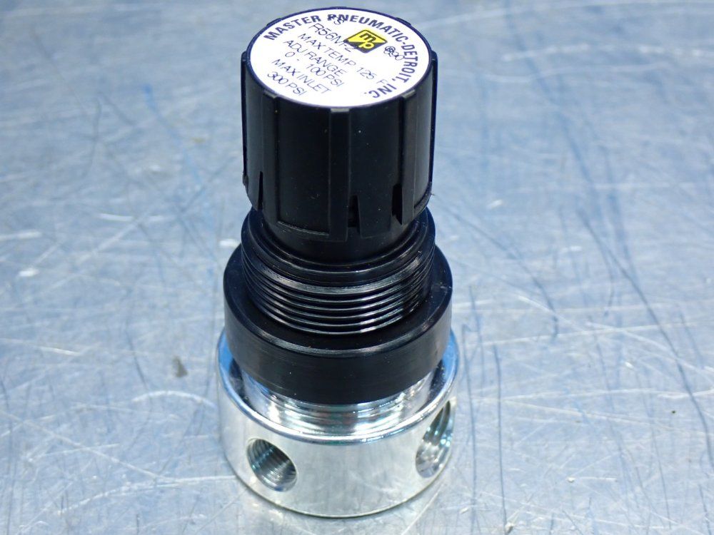 Master Pneumatic 1/4 Pneumatic Regulator W/ Gauge - R56m-2g
