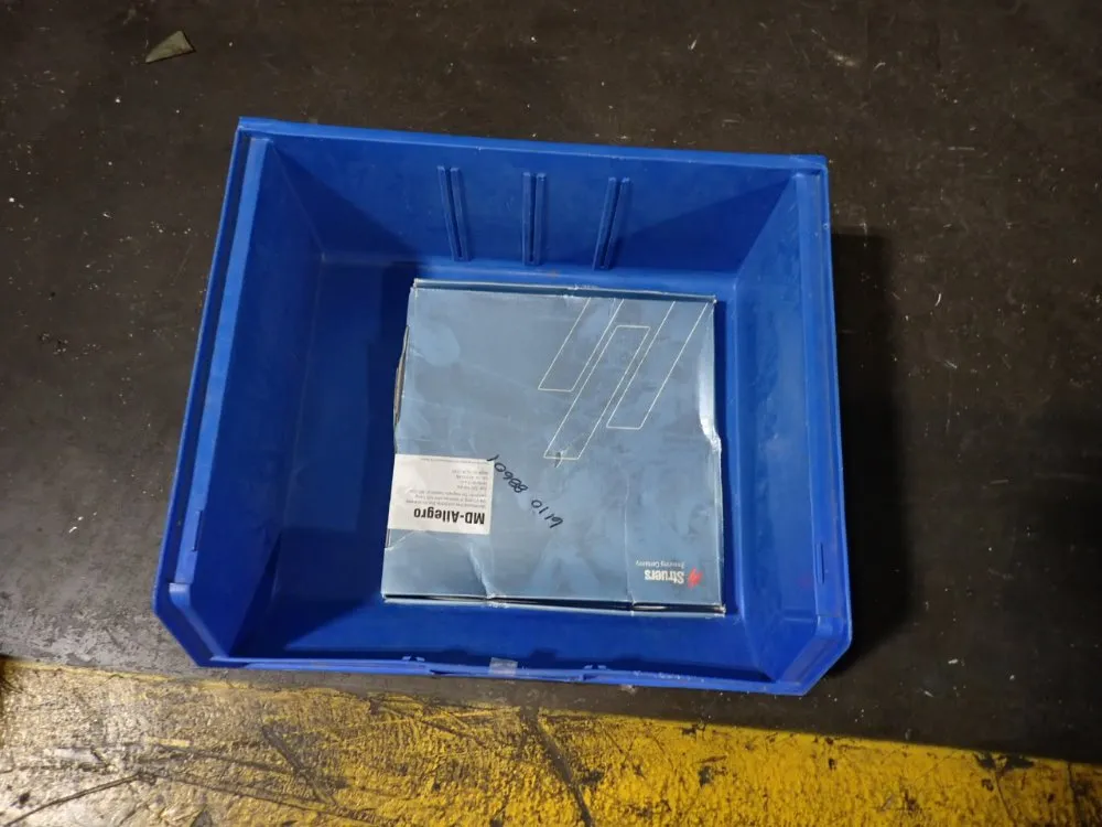 DISC HOLDER