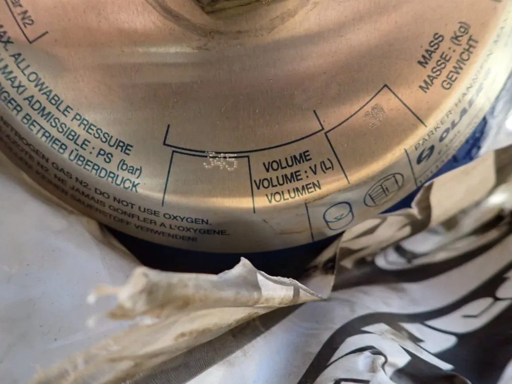 Parker 27"x8" Accumulator - Ehv20-345/48