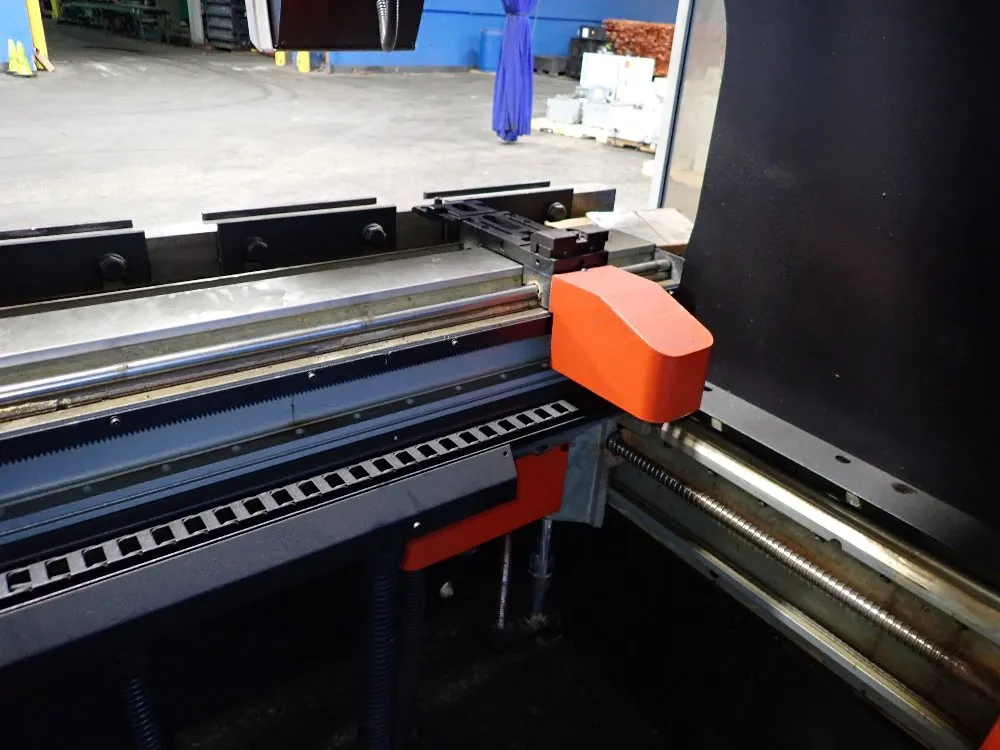 Amada 101" Press Brake - Hfe 80-255
