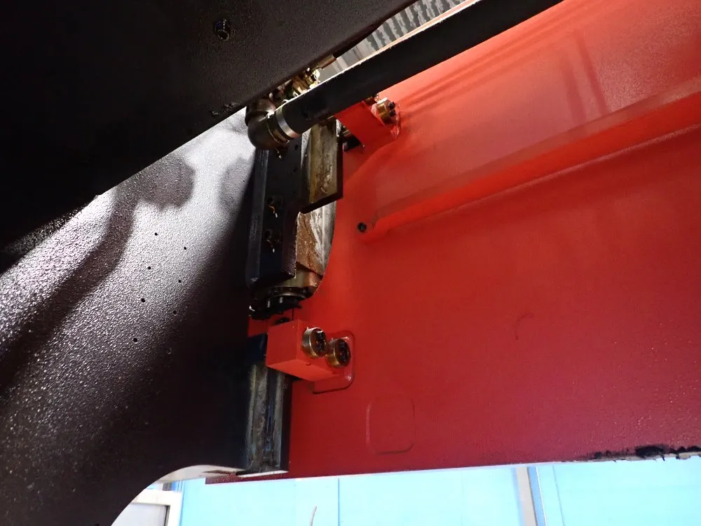 Amada 101" Press Brake - Hfe 80-255