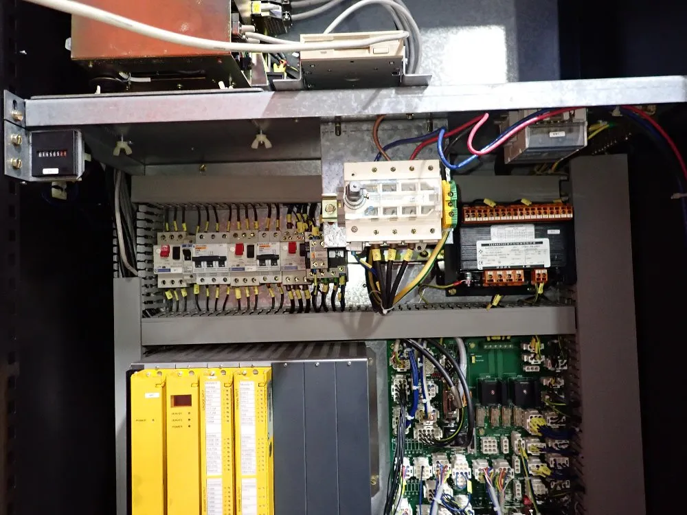 Amada 101" Press Brake - Hfe 80-255