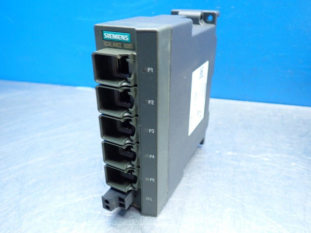 Siemens 5x 10/100 Mbit/s Rj45 Ports Scalance X005 Switch / Unmanaged - 6gk5005-0ba00-1aa3