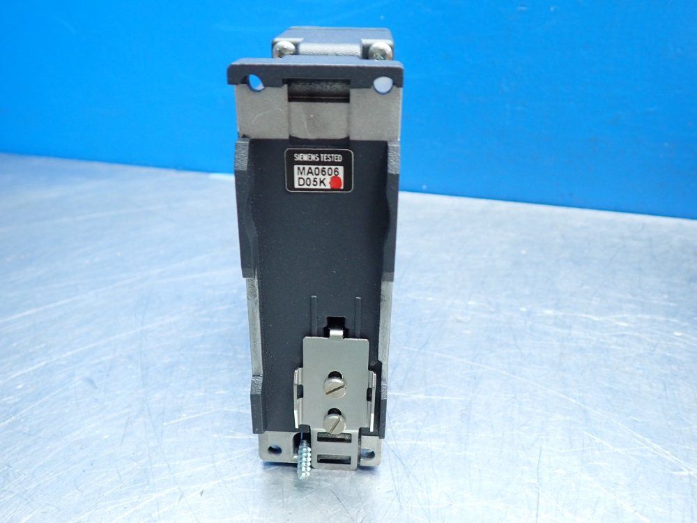 Siemens 5x 10/100 Mbit/s Rj45 Ports Scalance X005 Switch / Unmanaged - 6gk5005-0ba00-1aa3