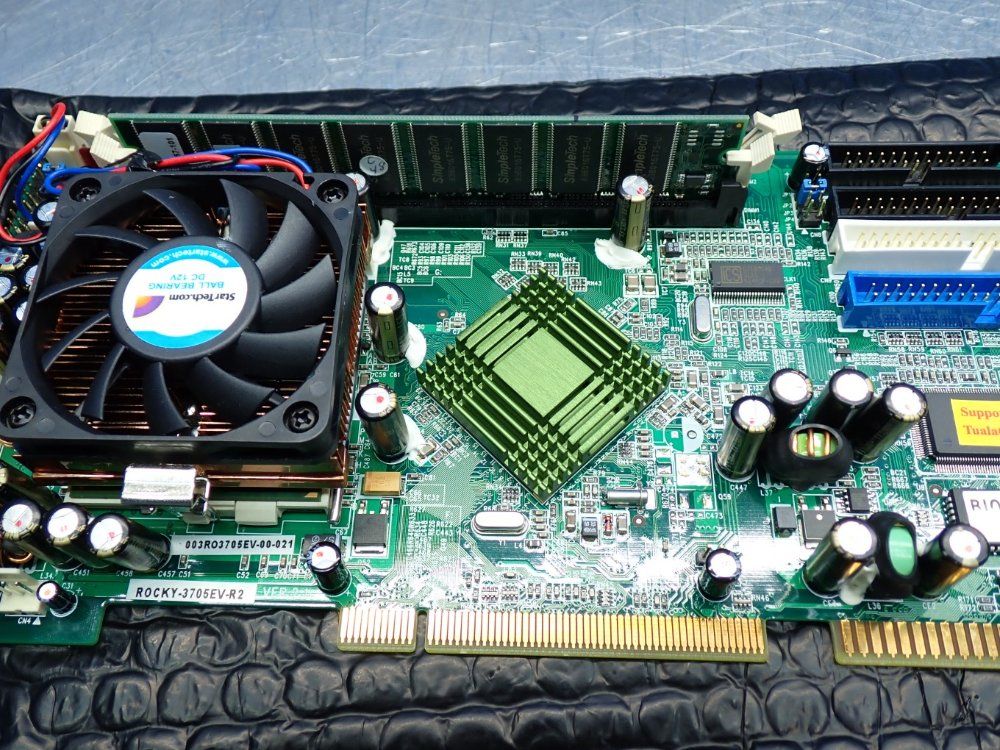 Iei Cpu Board - Rocky-3705ev-r2