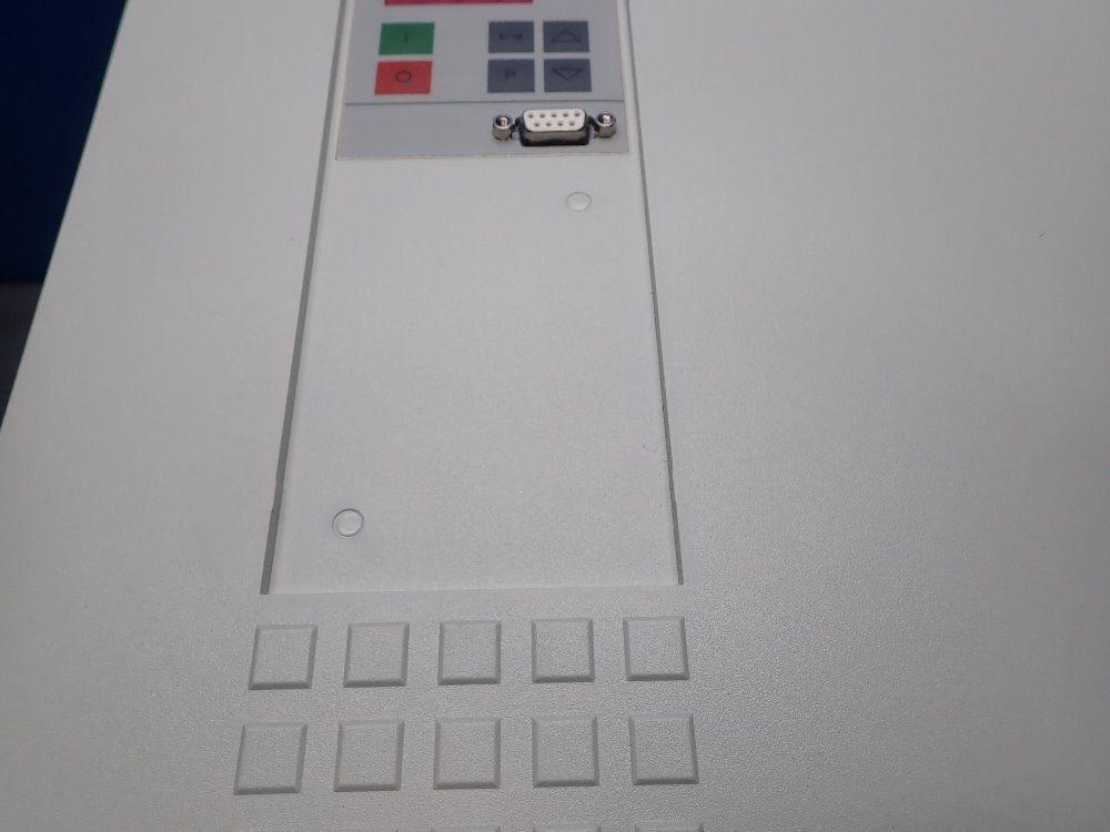 Siemens 47 Amp, 510-650 Vdc, 22 Kw Simovert Masterdrives Vector Control Inverter Compact Unit - 6se7024-7td61