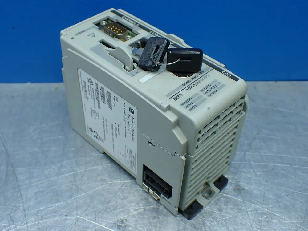 Allen-bradley Compactlogix 750kb Controller. - 1769-l32e