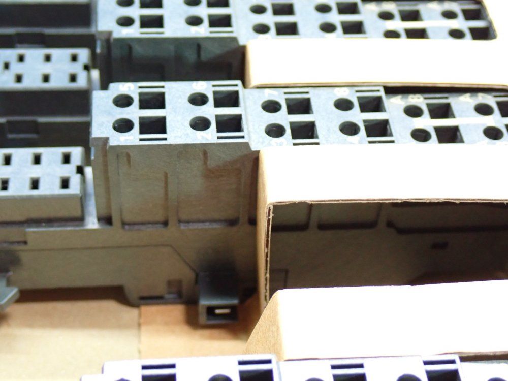 Siemens Simatic Dp, Universal Terminal Module, 4pcs - 6es7193-4ca40-0aa0