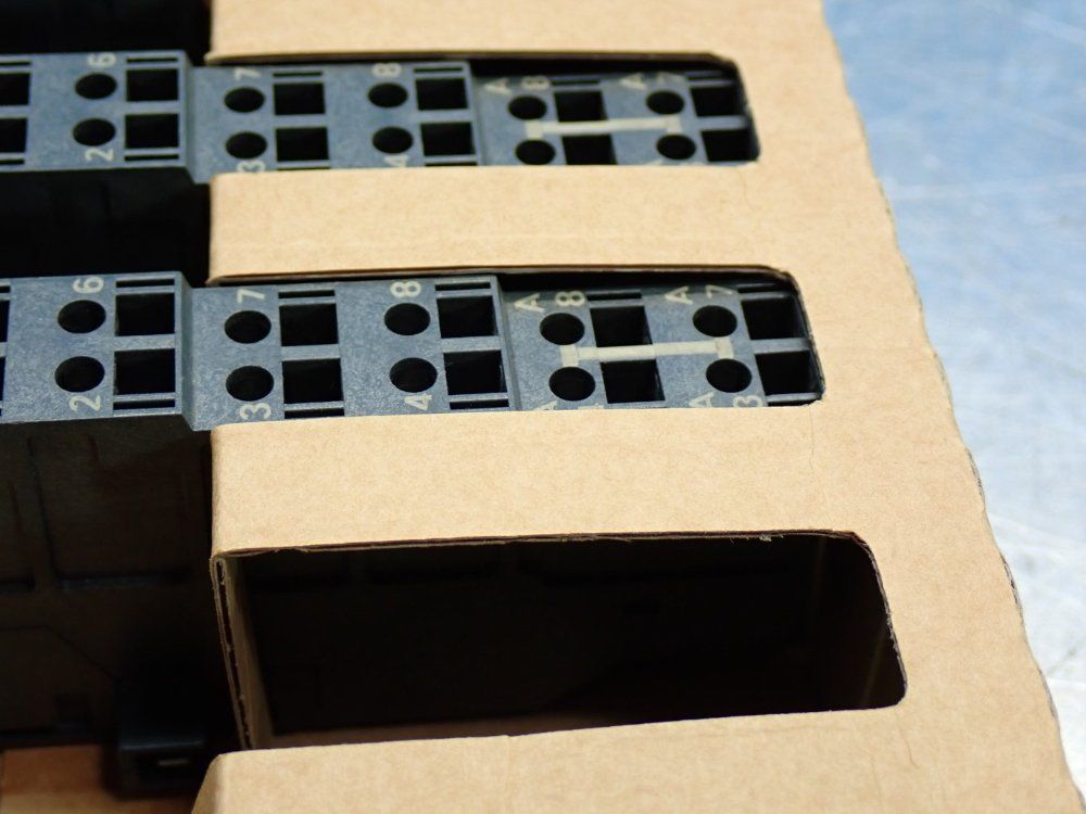 Siemens Simatic Dp, Universal Terminal Module, 4pcs - 6es7193-4ca40-0aa0