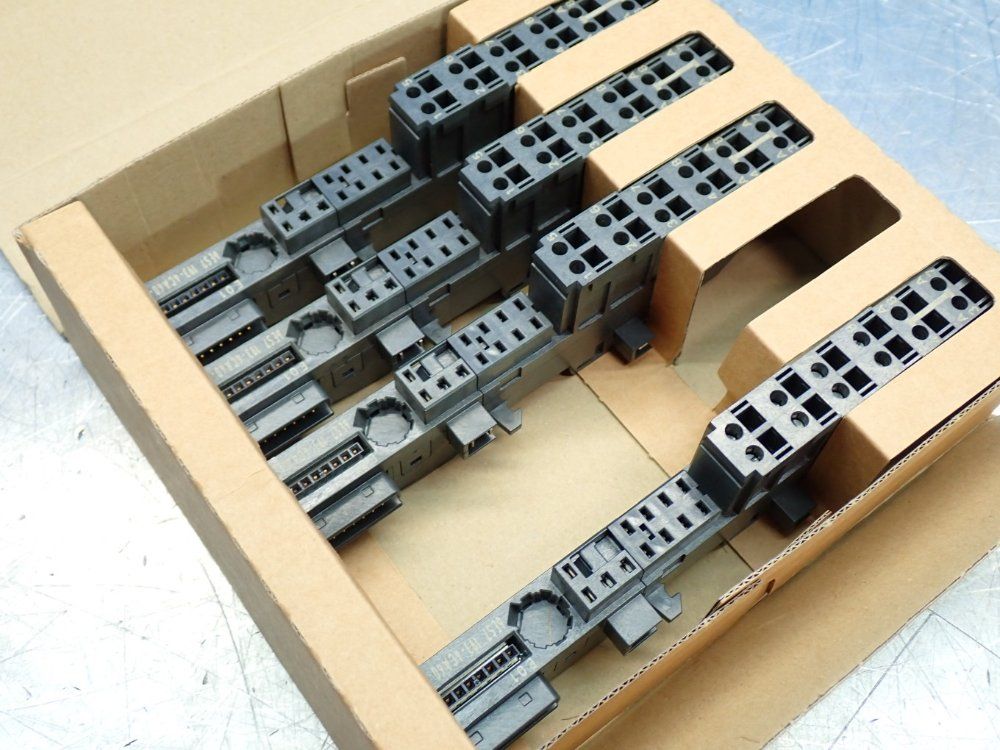 Siemens Simatic Dp, Universal Terminal Module, 4pcs - 6es7193-4ca40-0aa0