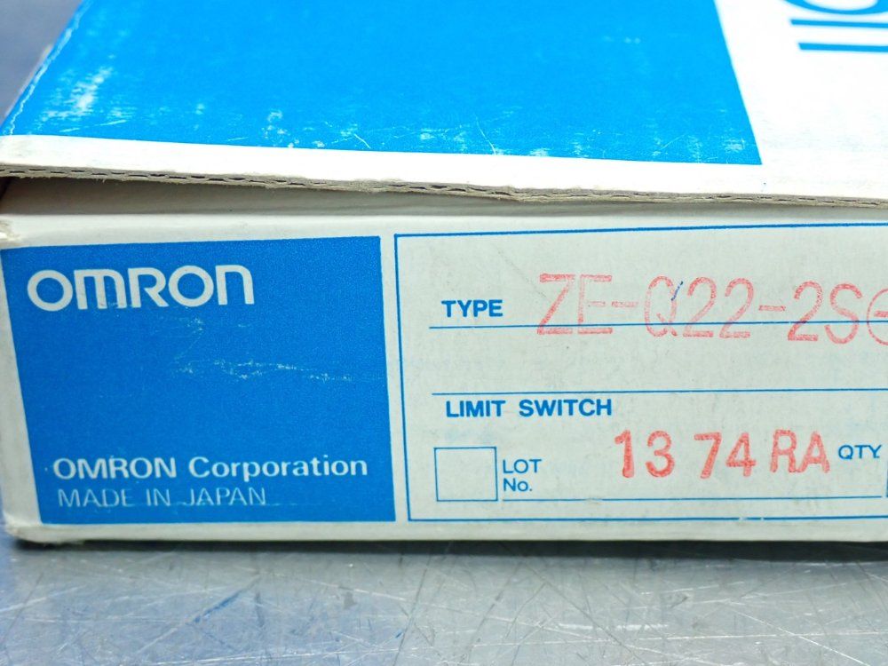 Omron Enclosed Limit Switch - Ze-q22-2s