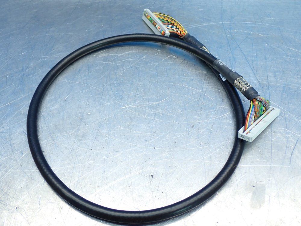 Siemens 11mm, 50-pin Idc Connector Simatic S7-1500 Plc Connecting Cable - 6es7923-5bb00-0db0