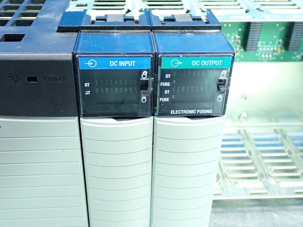 Allen Bradley Controllogix Power Supply - 1756-pa72