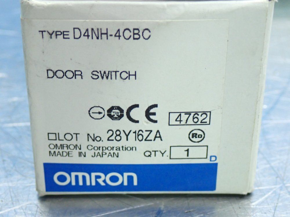 Omron Hinge Interlock Switch - D4nh-4cbc