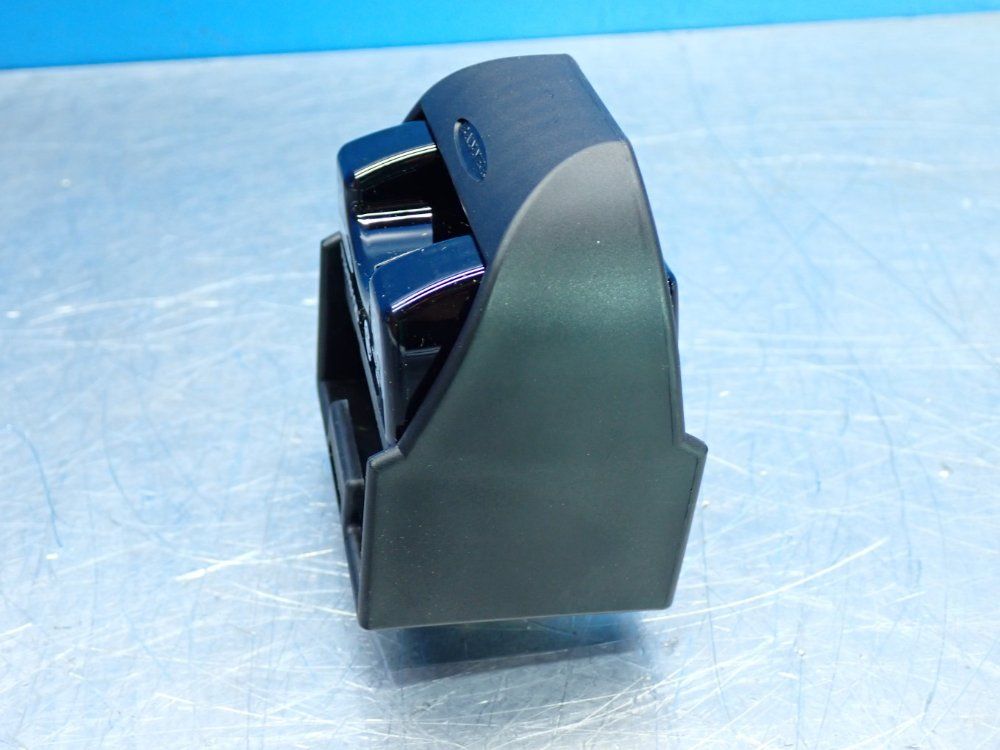 Banner Otb-series Optical Touch Quick-disc Momentary Action Button - 34078