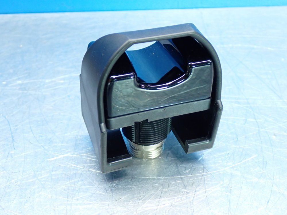 Banner Otb-series Optical Touch Quick-disc Momentary Action Button - 34078