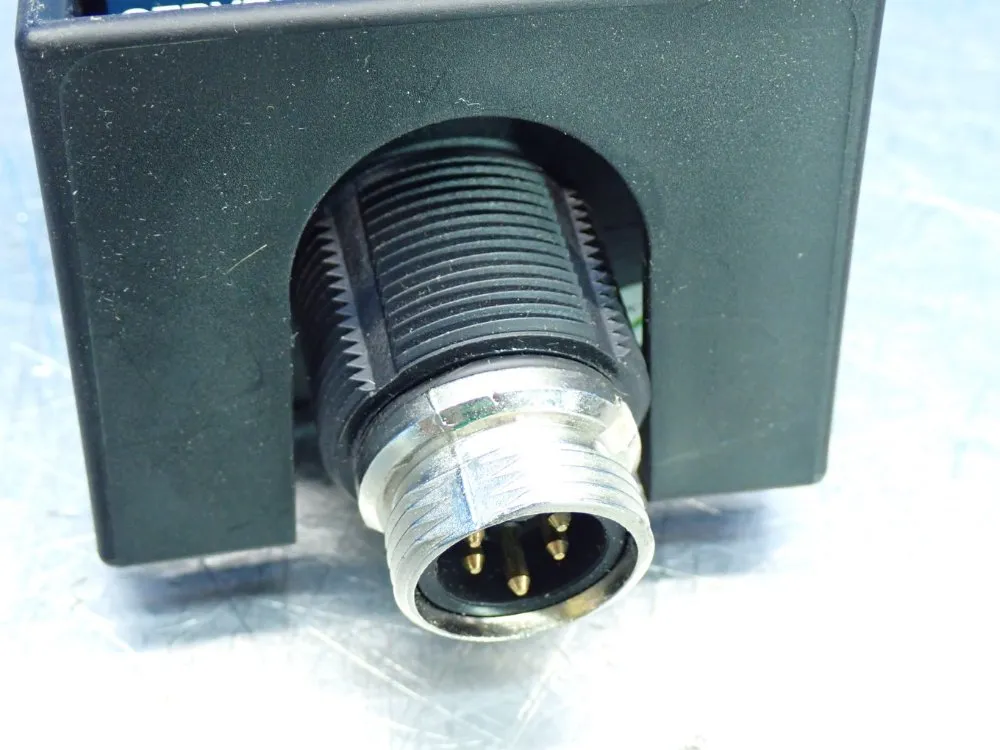 Banner Otb-series Optical Touch Quick-disc Momentary Action Button - 34078