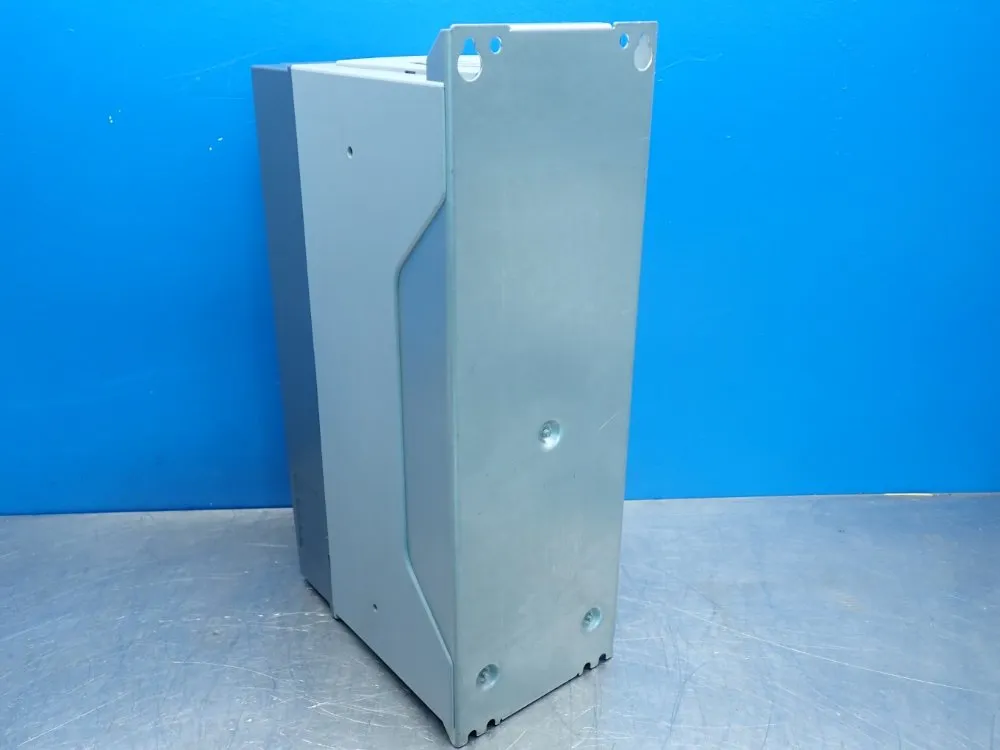 Vacon 100 Flow Frequency Converter - Vacon0100-3l-0016-5-flow+sbf4+ip54+dpap+dlde