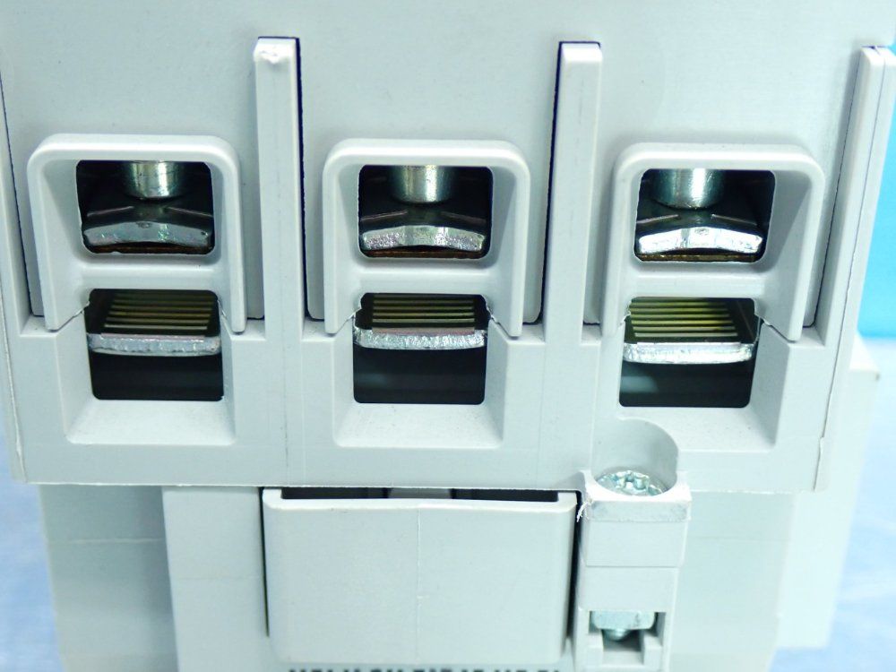 Allen Bradley Contactor Module Unit - 100-c85d*00