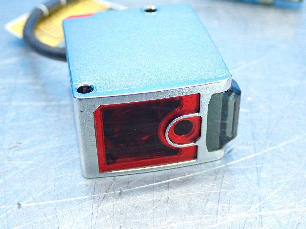 Keyence Laser Distance Sensor - Lr-tb2000c