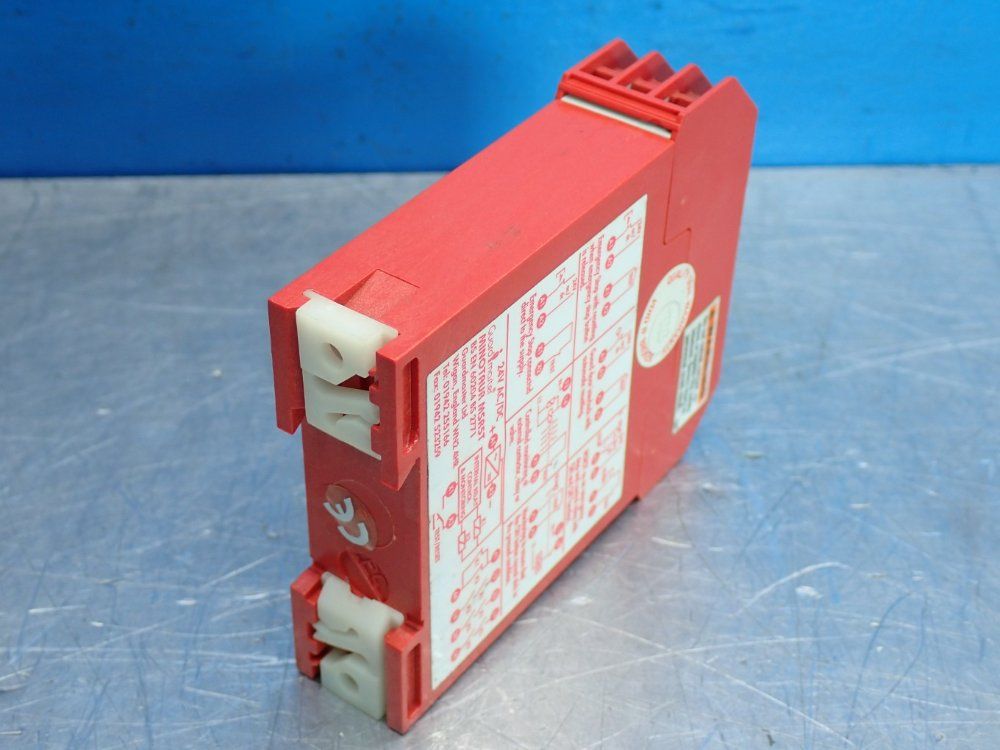 Allen Bradley Minotaur Msr5t Safety Monitoring Relay - 440r-b23020