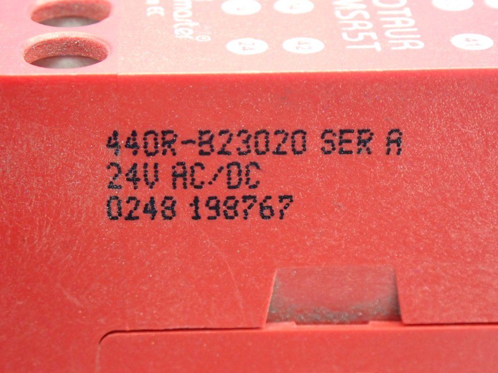 Allen Bradley Minotaur Msr5t Safety Monitoring Relay - 440r-b23020
